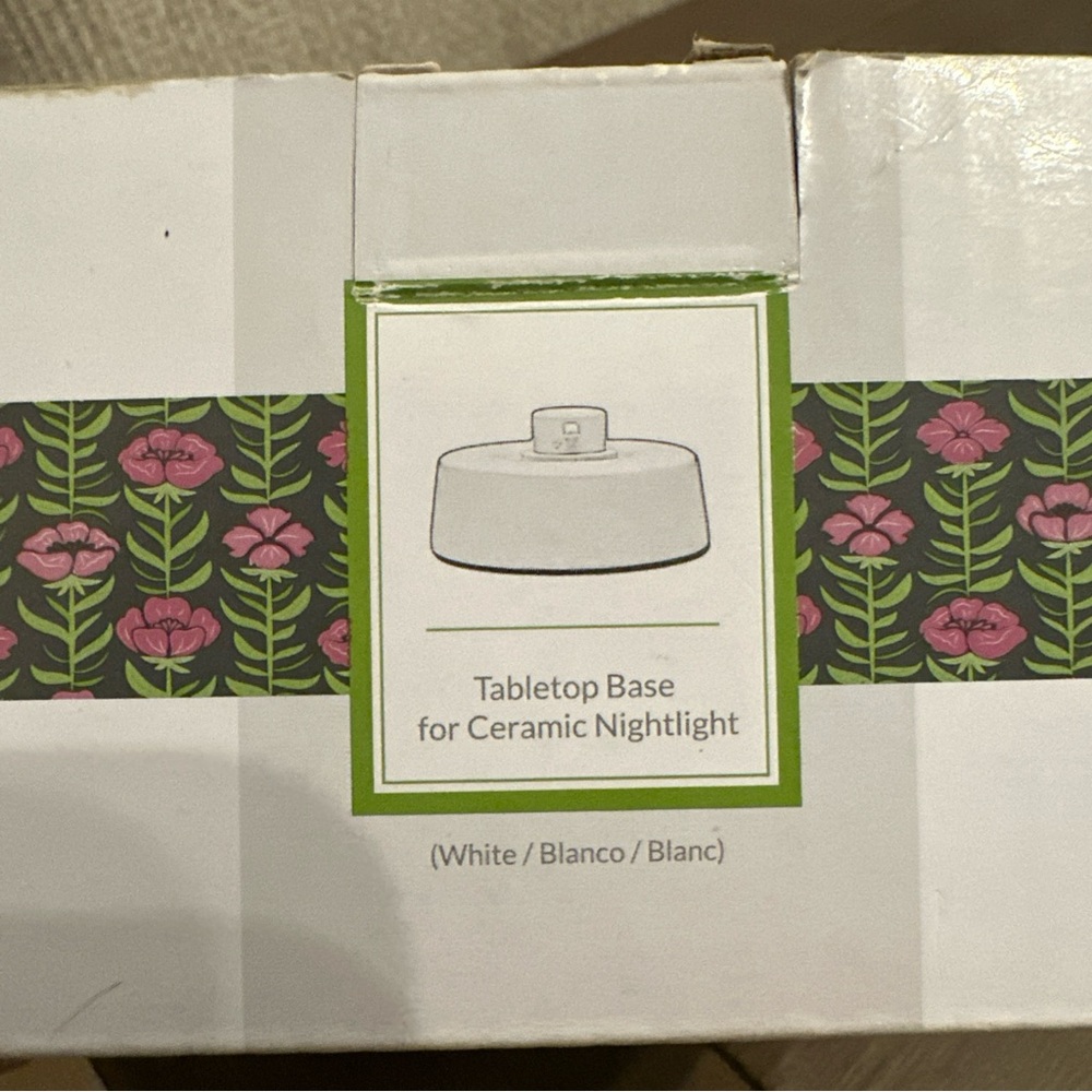 Scentsy White Tabletop Base For Ceramic Nightlight Plug‎ in Wax Warmer NIB - Picture 2 of 4